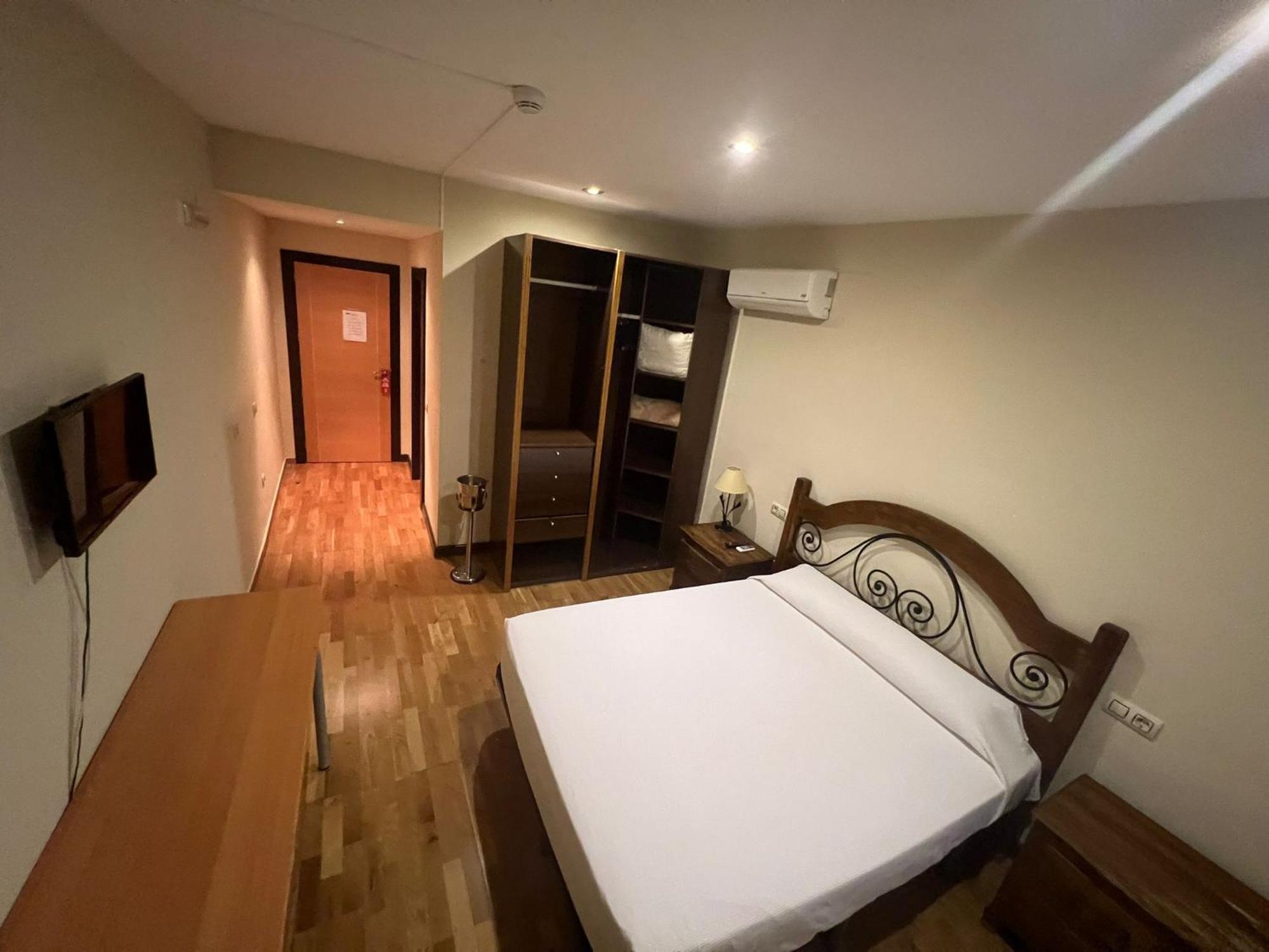 Hostal El Pasaje Puente Genil Exteriér fotografie